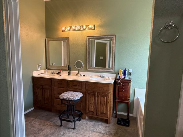 4206 Beryl Lane, Granbury, TX 76049