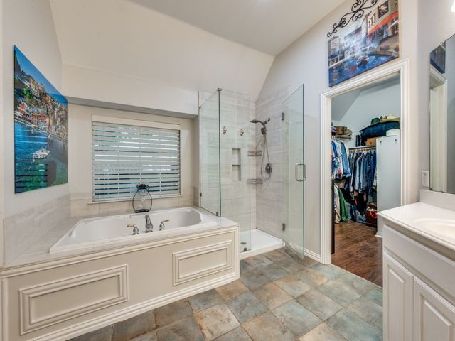 804 Sword Bridge Drive, Lewisville, TX 75056