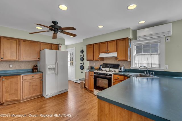 811 Claridge Drive, Spring Lake, NJ 07762