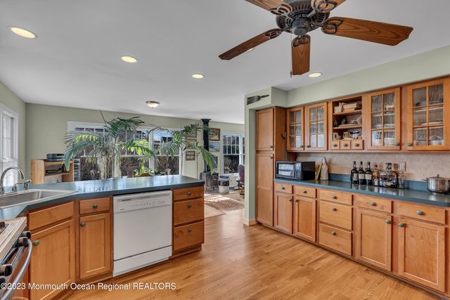 811 Claridge Drive, Spring Lake, NJ 07762