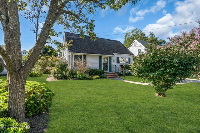 811 Claridge Drive, Spring Lake, NJ 07762