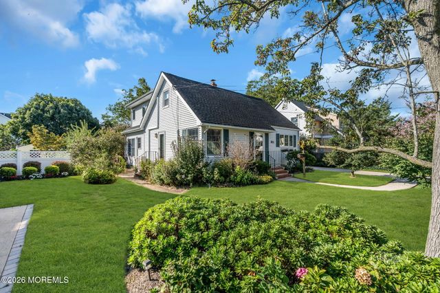 811 Claridge Drive, Spring Lake, NJ 07762