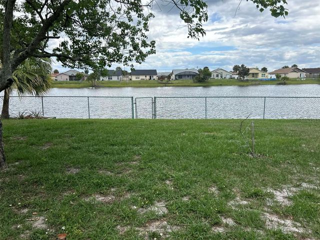 3165 SMOKE SIGNAL CIRCLE, Kissimmee, FL 34746