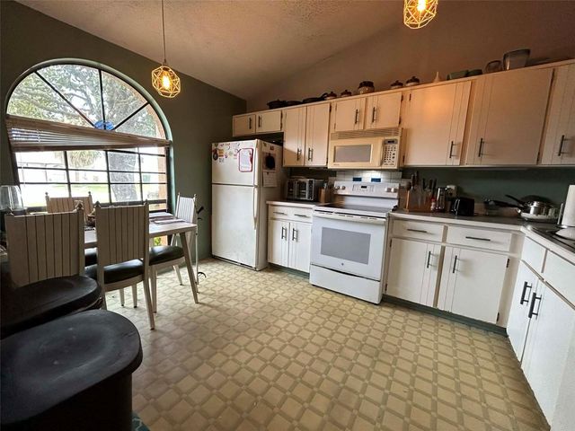 3165 SMOKE SIGNAL CIRCLE, Kissimmee, FL 34746