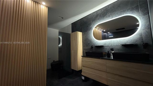 1001 SW 98th Ave 00, Pembroke Pines, FL 33025