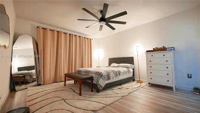 1001 SW 98th Ave 00, Pembroke Pines, FL 33025