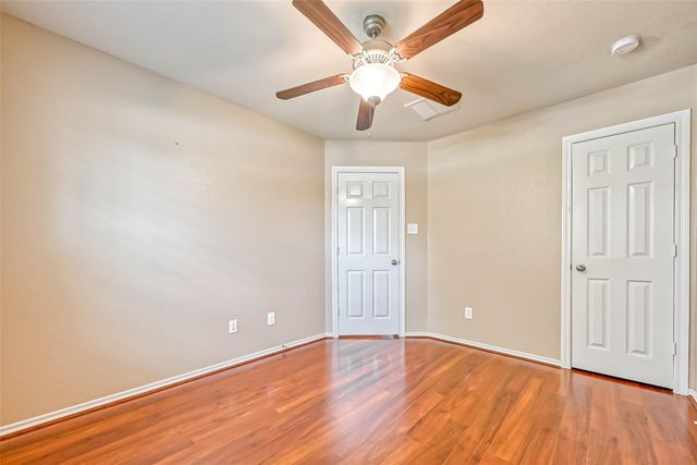 6725 Strawberry Brook Lane, Dickinson, TX 77539