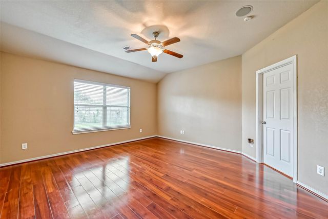 6725 Strawberry Brook Lane, Dickinson, TX 77539