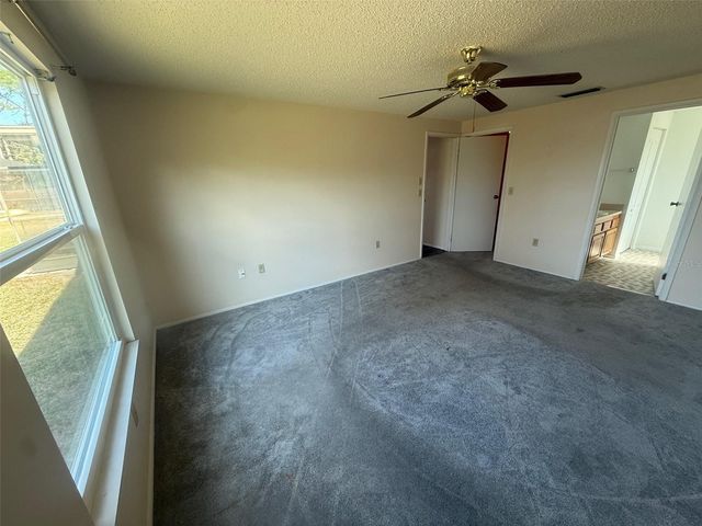 440 LAKEVIEW DRIVE, Oldsmar, FL 34677