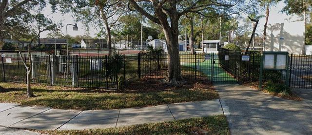 440 LAKEVIEW DRIVE, Oldsmar, FL 34677