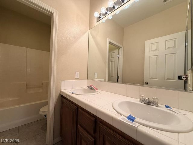 4413 Mallard Ridge Avenue, Las Vegas, NV 89115