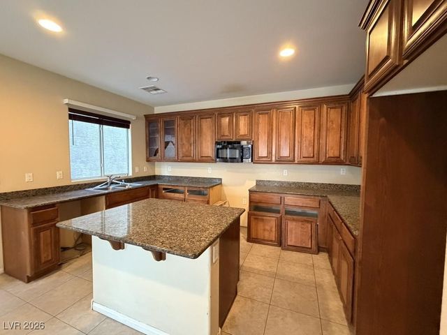 4413 Mallard Ridge Avenue, Las Vegas, NV 89115