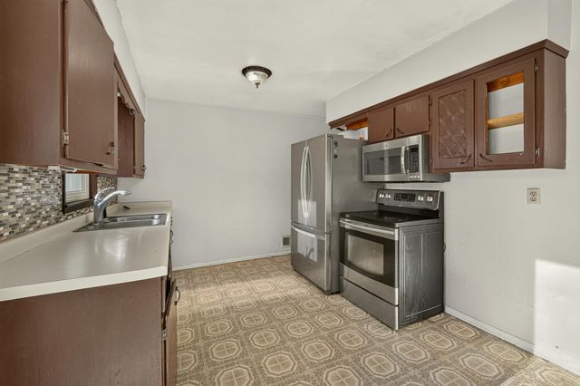 2514 NW 23rd Avenue NW, Rochester, MN 55901