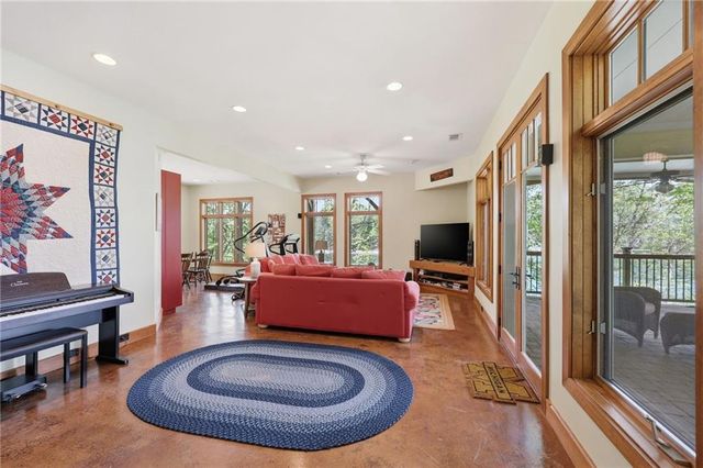 8990 Fields Way, Gainesville, GA 30506
