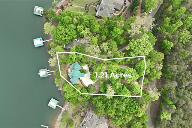 8990 Fields Way, Gainesville, GA 30506
