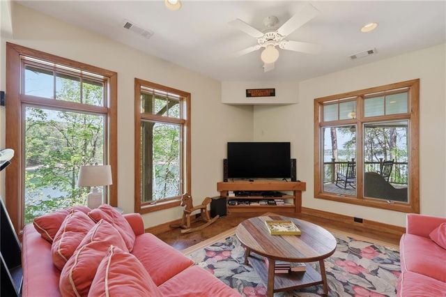 8990 Fields Way, Gainesville, GA 30506