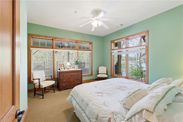 8990 Fields Way, Gainesville, GA 30506