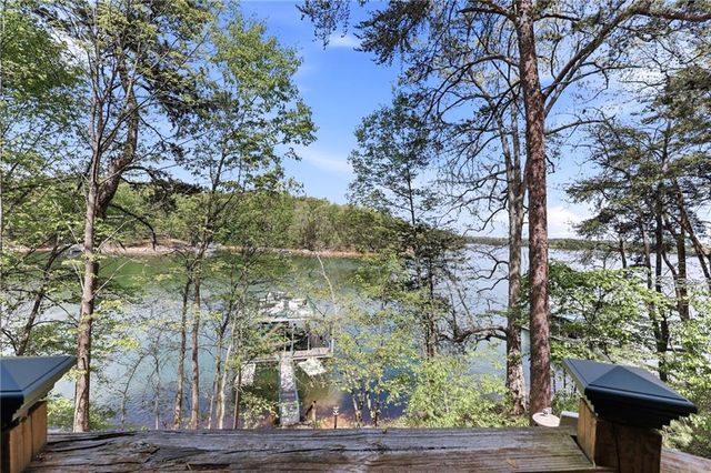 8990 Fields Way, Gainesville, GA 30506