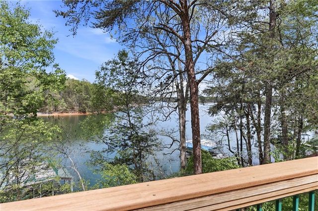 8990 Fields Way, Gainesville, GA 30506