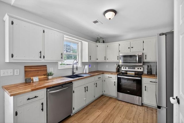 48 Cook Street, Tallapoosa, GA 30176
