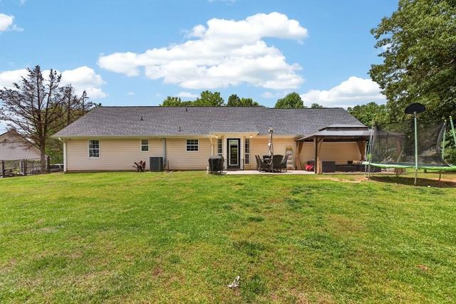 48 Cook Street, Tallapoosa, GA 30176