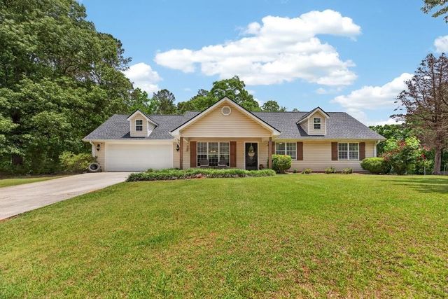 48 Cook Street, Tallapoosa, GA 30176