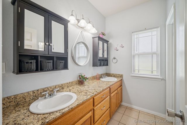 705 SW 23rd Street, Wagoner, OK 74467