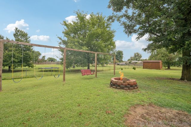 705 SW 23rd Street, Wagoner, OK 74467