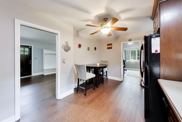 103 S Windsor Drive, Arlington Heights, IL 60004