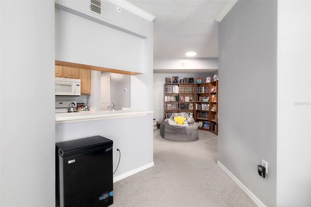 5500 BENTGRASS DRIVE 6-203, Sarasota, FL 34235