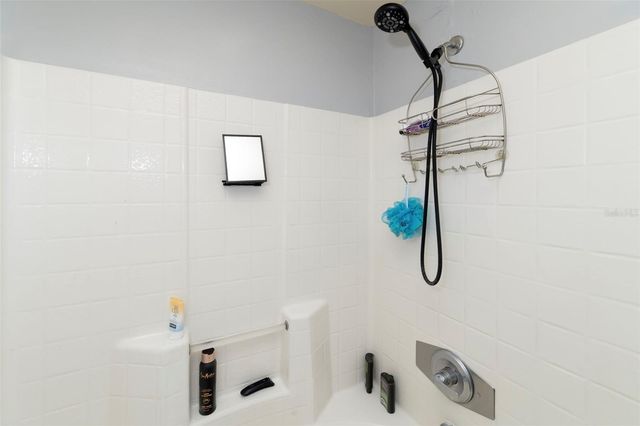 5500 BENTGRASS DRIVE 6-203, Sarasota, FL 34235