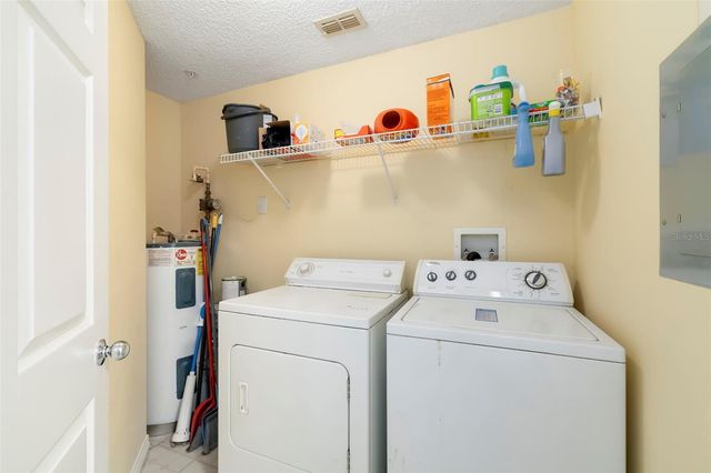 5500 BENTGRASS DRIVE 6-203, Sarasota, FL 34235