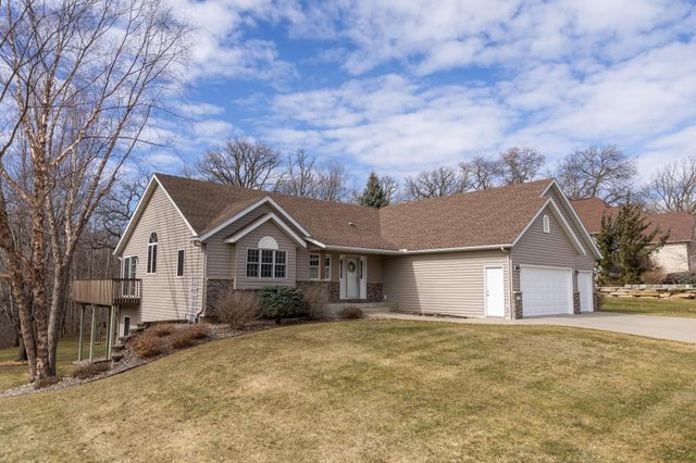 4931 Scenic View Drive SW, Rochester, MN 55902