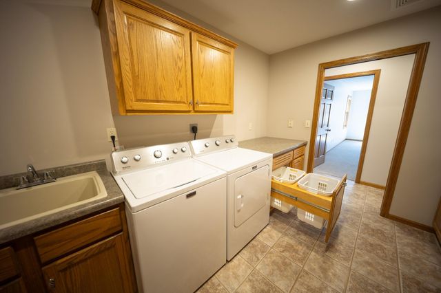 4931 Scenic View Drive SW, Rochester, MN 55902