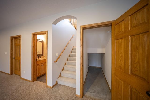 4931 Scenic View Drive SW, Rochester, MN 55902