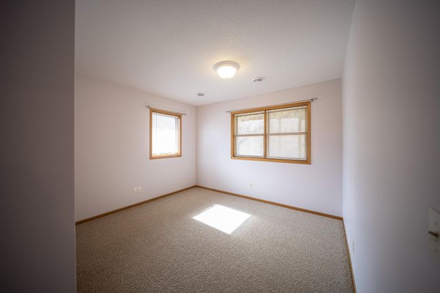 4931 Scenic View Drive SW, Rochester, MN 55902