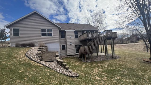 4931 Scenic View Drive SW, Rochester, MN 55902