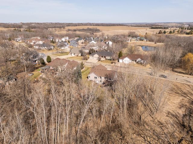 4931 Scenic View Drive SW, Rochester, MN 55902