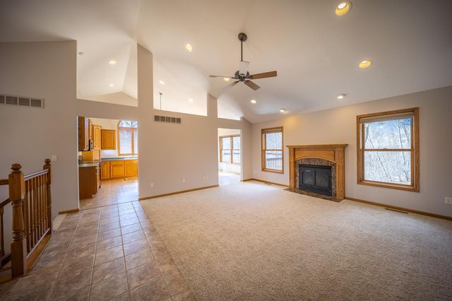 4931 Scenic View Drive SW, Rochester, MN 55902