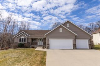 4931 Scenic View Drive SW, Rochester, MN 55902