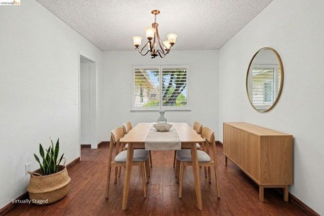 325 Hillsdale Dr, Pittsburg, CA 94565