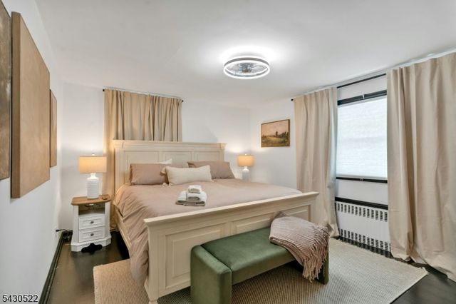 240 Gordon Ave, Totowa Boro, NJ 07512