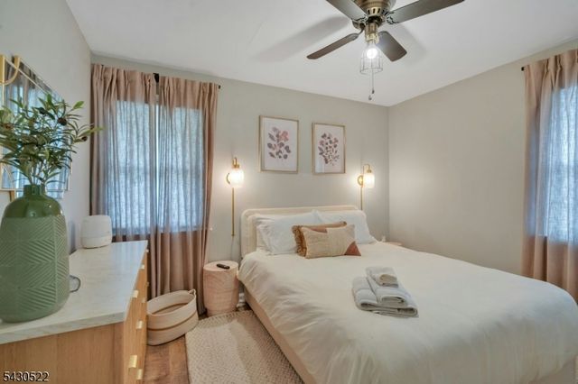 240 Gordon Ave, Totowa Boro, NJ 07512