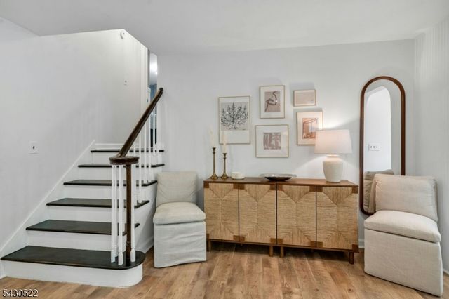 240 Gordon Ave, Totowa Boro, NJ 07512