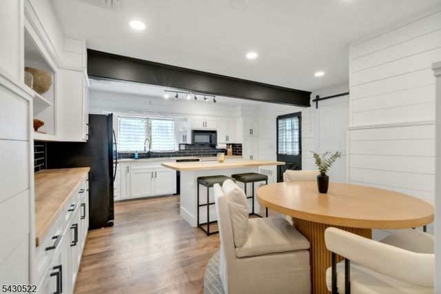 240 Gordon Ave, Totowa Boro, NJ 07512