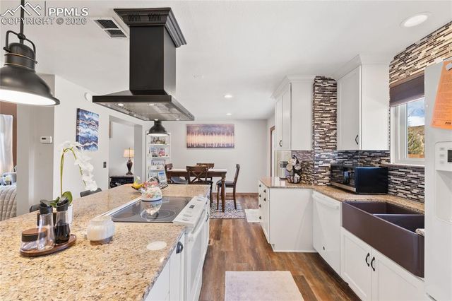 8758 Bellcove Circle, Colorado Springs, CO 80920