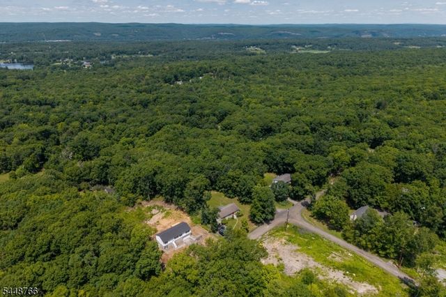 14 Fawn Run, Montague Twp., NJ 07827