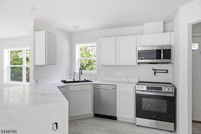 14 Fawn Run, Montague Twp., NJ 07827