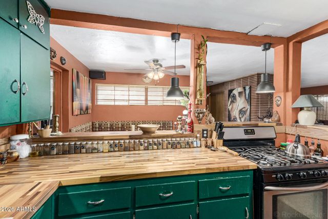 1032 W 6TH Place, Mesa, AZ 85201