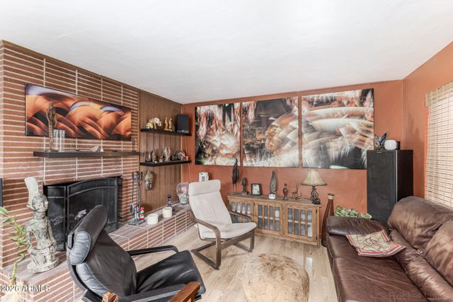 1032 W 6TH Place, Mesa, AZ 85201